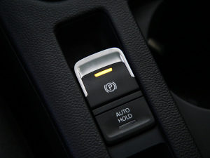 2021款380TSI 夺目版 驻车制动器