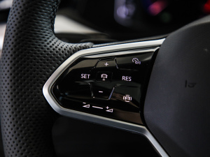 2021款380TSI 夺目版 中控区