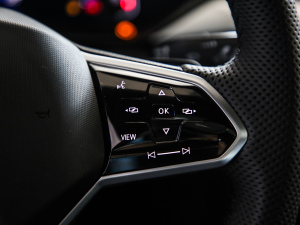 2021款380TSI 夺目版 中控区
