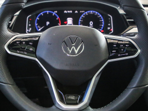 2021款380TSI 夺目版 中控区
