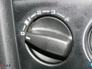 2009款1.6L 手动前卫 中控区