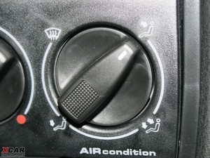 2009款1.6L 手动前卫 中控区