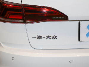 2021200TSI DSGӢ ^