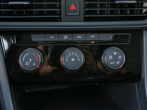 2021200TSI DSGm(lin) {{(ji)