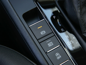 2021200TSI DSGm(lin) v܇Ƅ