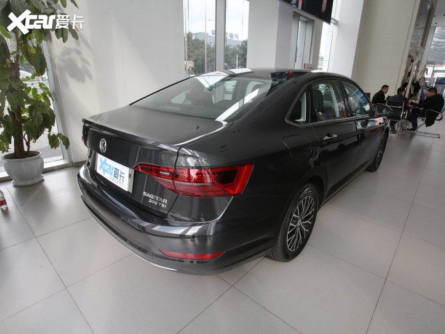 2021v 200TSI DSGm(lin)