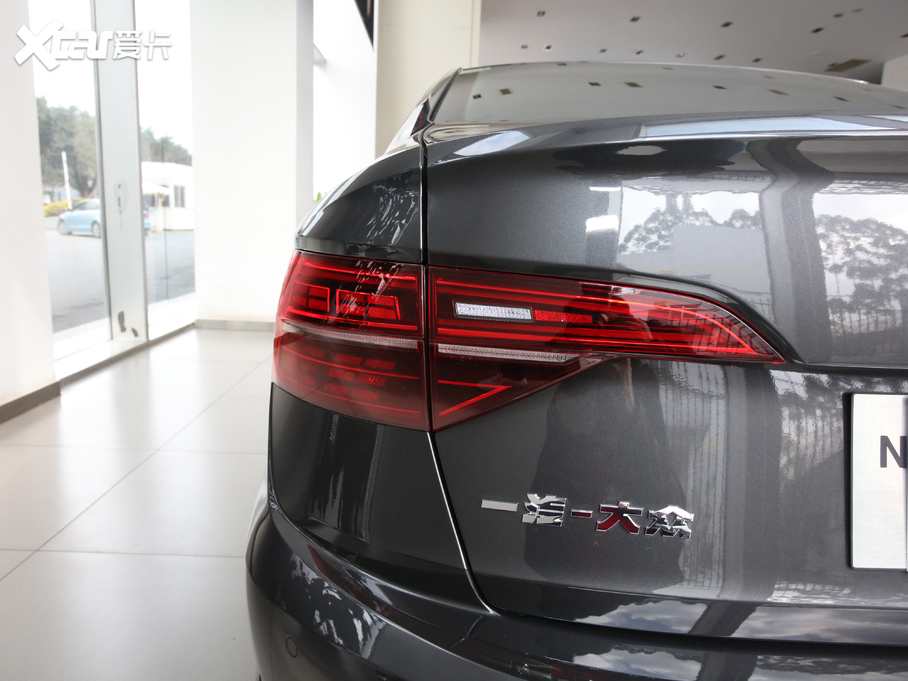 2021v 200TSI DSGm(lin)