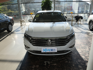 2021款280TSI DSG豪华智联版 正前