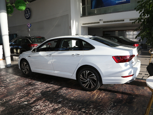 2021款280TSI DSG豪华智联版 正侧（左）