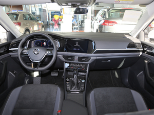 2021款280TSI DSG豪华智联版 内饰全景