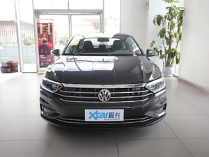 2021款200TSI DSG舒适智联版 正前