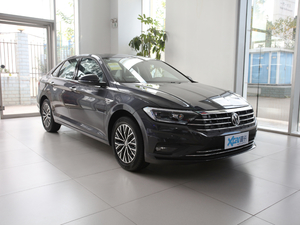 2021款200TSI DSG舒适智联版 左前45度
