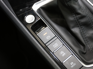 2021200TSI DSGm п؅^