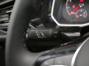 2021200TSI DSGm п؅^