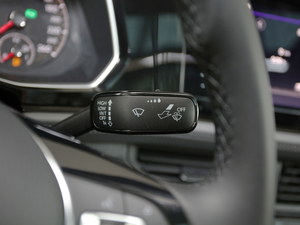 2021200TSI DSGm п؅^