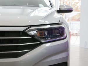 2021款280TSI DSG舒适智联版 大灯