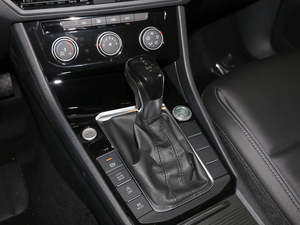 2021款280TSI DSG舒适智联版 换挡杆