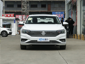 2021款200TSI 手动舒适智联版 正前