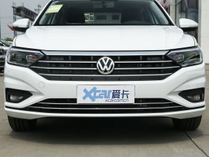 2021款200TSI 手动舒适智联版 中网