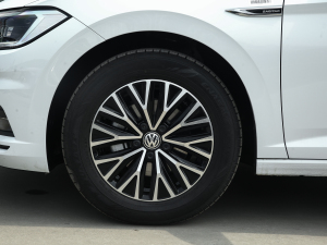 2021款200TSI 手动舒适智联版 轮圈