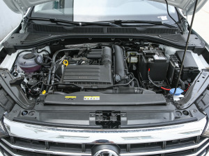 2021款200TSI 手动舒适智联版 发动机