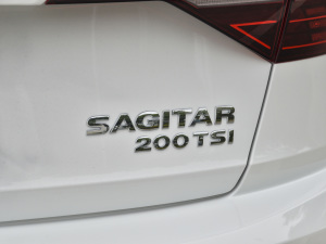 2021款200TSI DSG超越版 细节外观