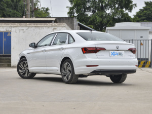 2021款280TSI DSG 30周年纪念版 左后45度