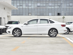 2021款280TSI DSG卓越版 正侧（左）