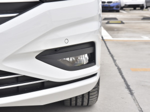2021款280TSI DSG卓越版 前雾灯