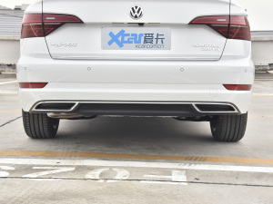 2021款280TSI DSG卓越版 排气管