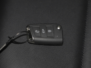 2021款280TSI DSG超越版 车钥匙