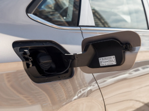 2021款200TSI 手动超越版 油箱盖