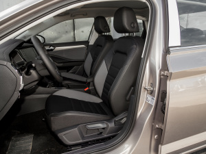 2021款200TSI 手动超越版 主驾驶座椅