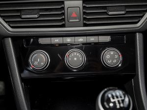 2021200TSI քӳԽ {{