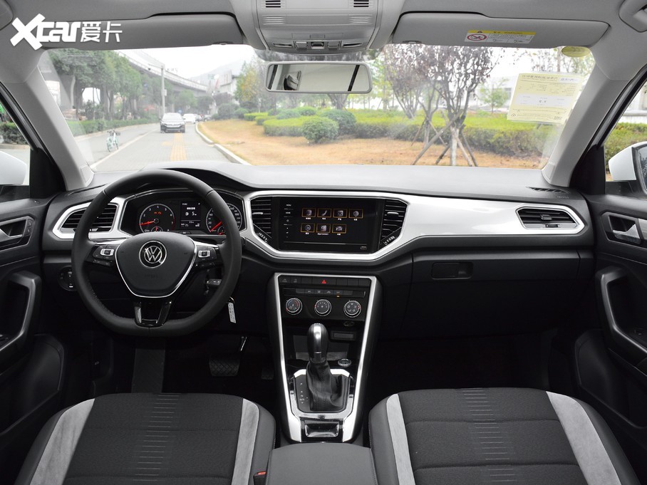 2021T-ROC̽ 280TSI DSG(q)Ӣ(lin)