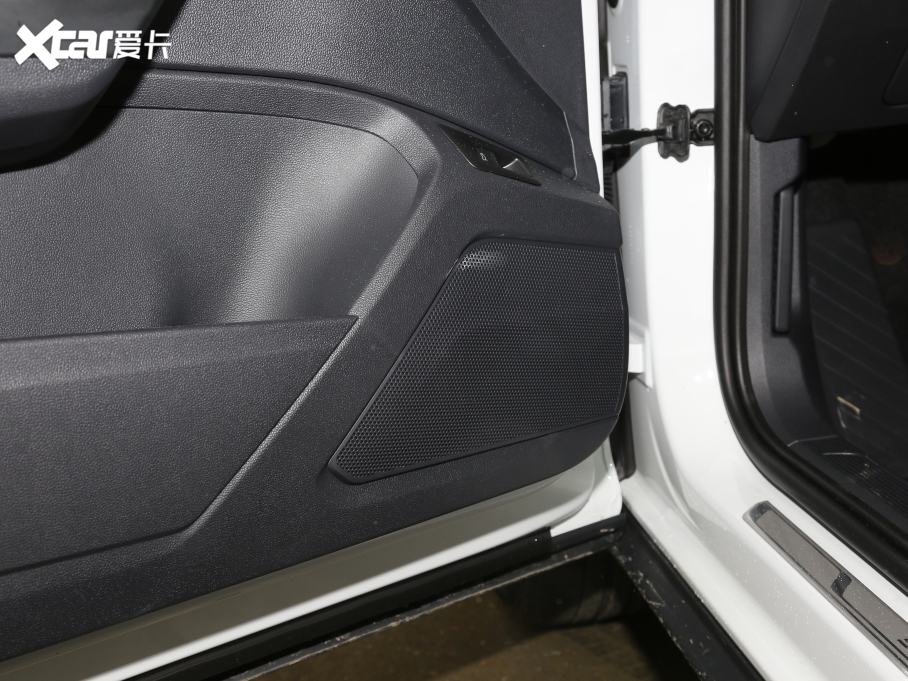 2021T-ROC̽ 30o 280TSI DSGm