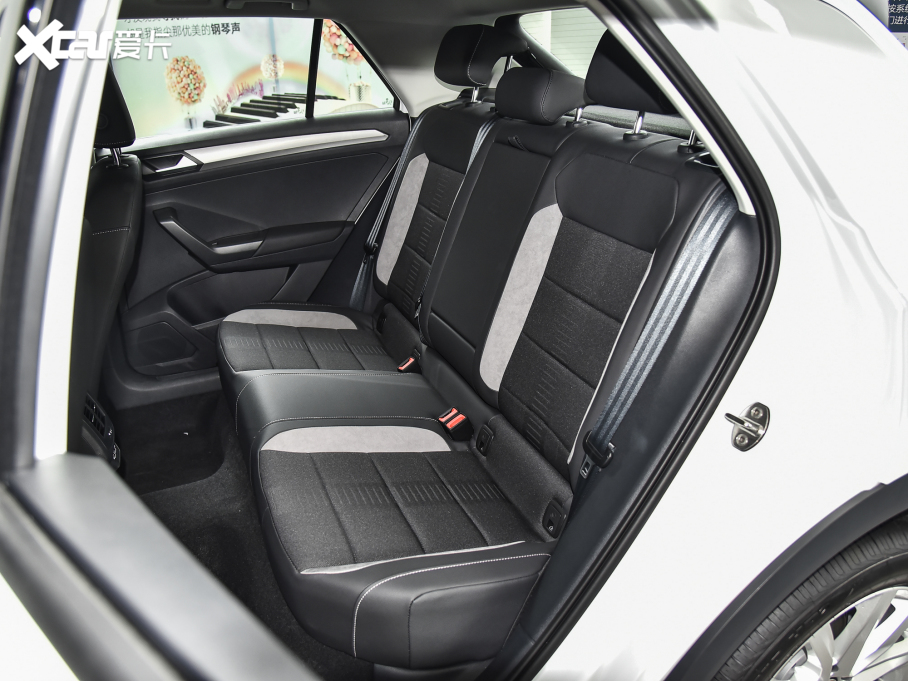 2021T-ROC̽ Ŀ 280TSI DSG򌾫Ӣ