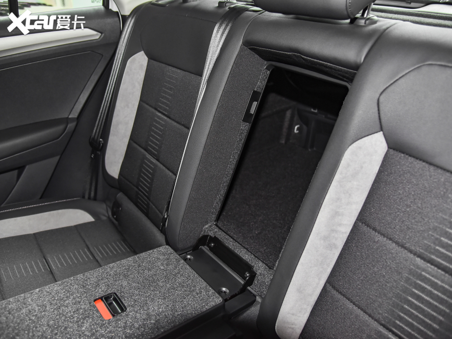 2021T-ROC̽ Ŀ 280TSI DSG򌾫Ӣ