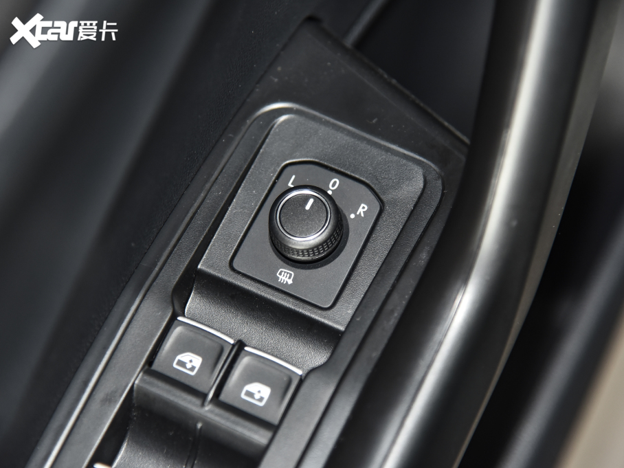 2021T-ROC̽ Ŀ 280TSI DSG򌾫Ӣ(lin)