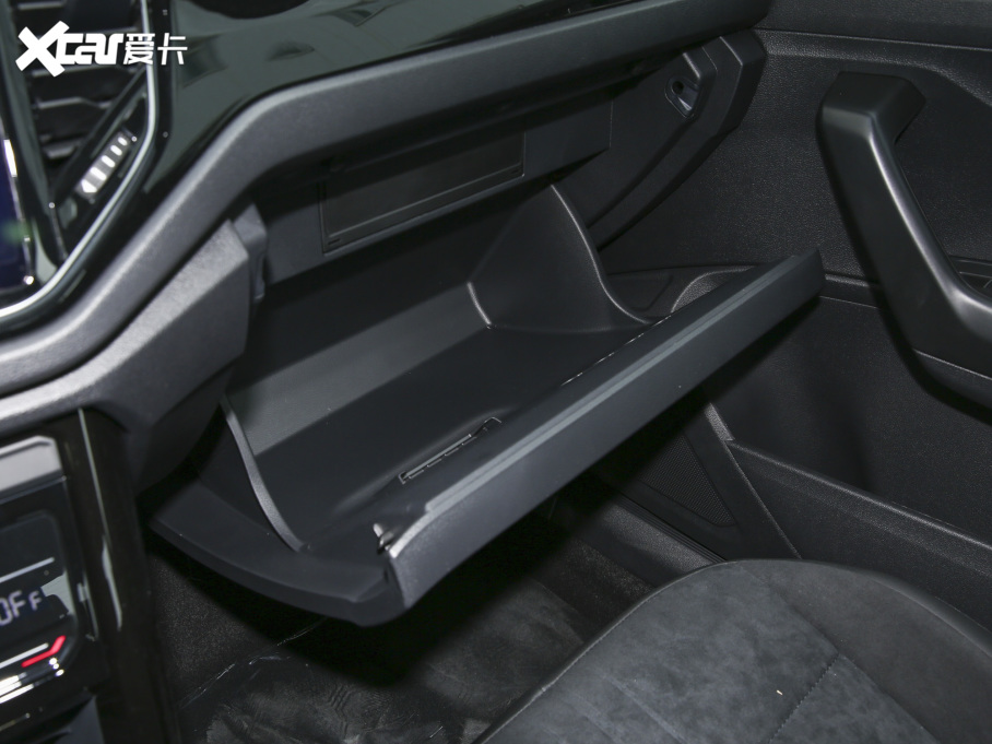 2021T-ROC̽ Ŀ 280TSI DSGA