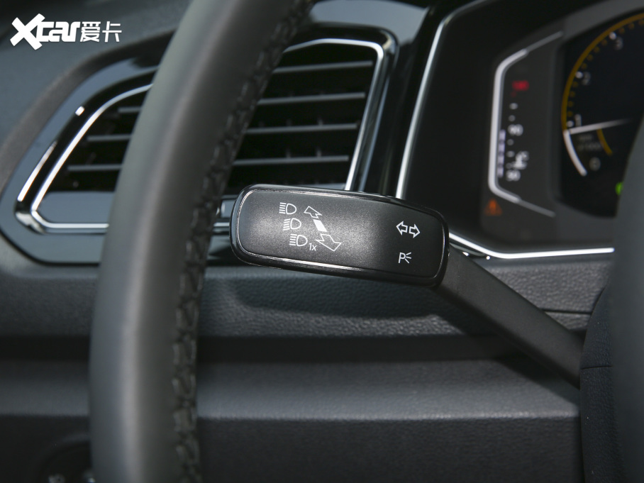 2021T-ROC̽ Ŀ 280TSI DSGA