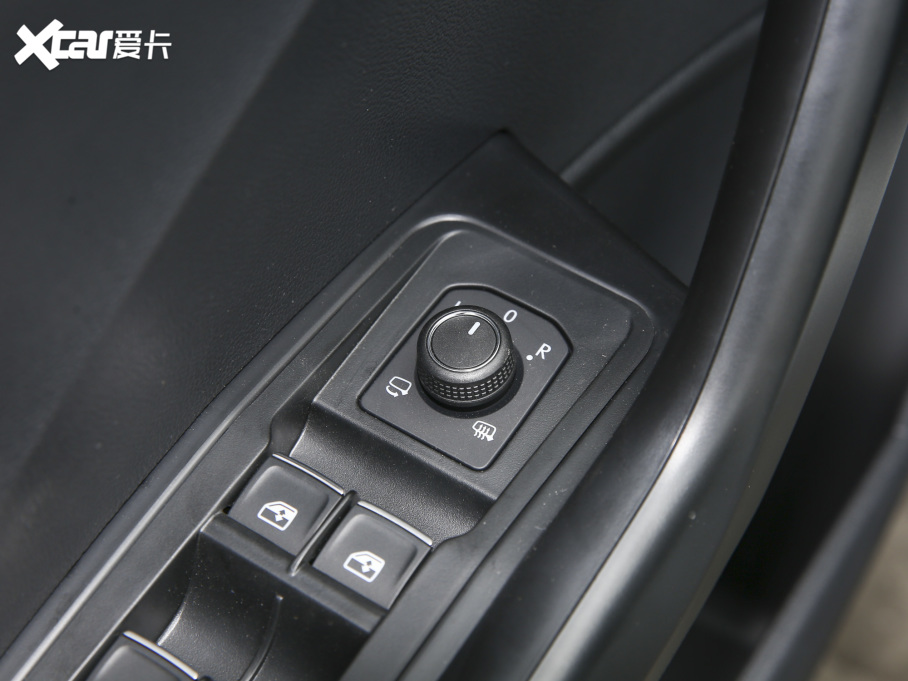 2021T-ROC̽ Ŀ 280TSI DSGA