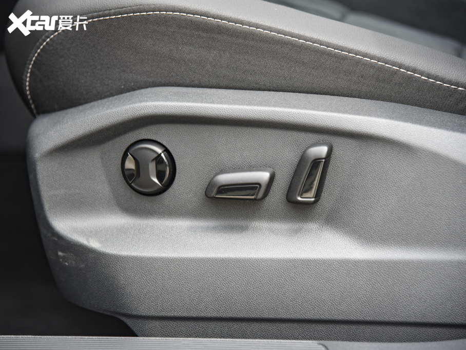 2021T-ROC̽ Ŀ 280TSI DSGA