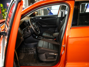 2021280TSI DSGm ǰſg