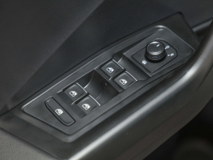 2021Ŀ 280TSI DSGR-Line Pro п؅^