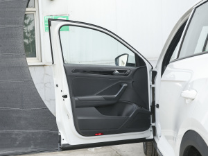 2021Ŀ 280TSI DSGA {λ܇T