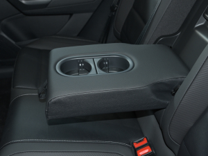 2021款280TSI DSG两驱舒享智联版 后排中央扶手