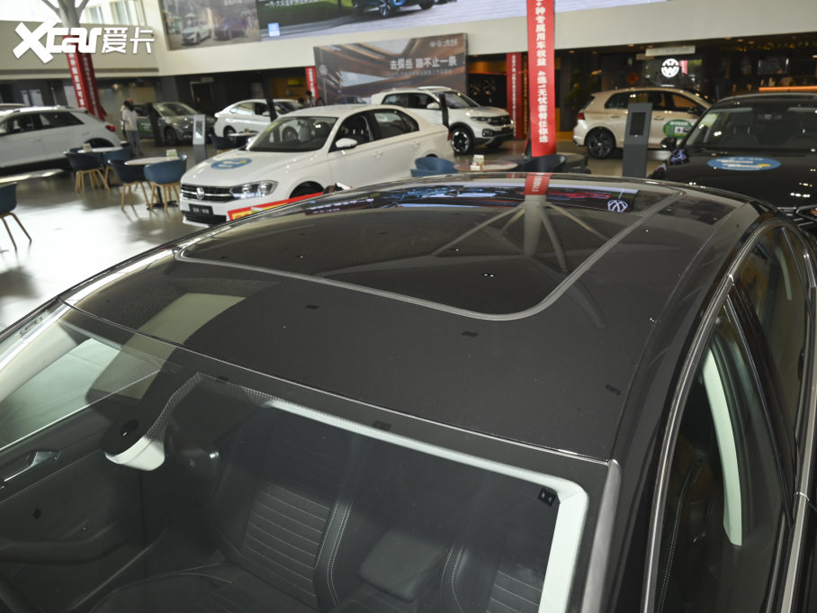 2021~v 330TSI DSG 30o