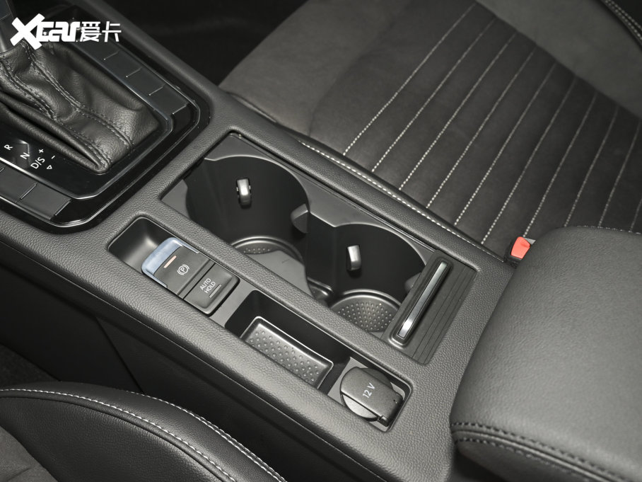 2021~v 330TSI DSG 30o