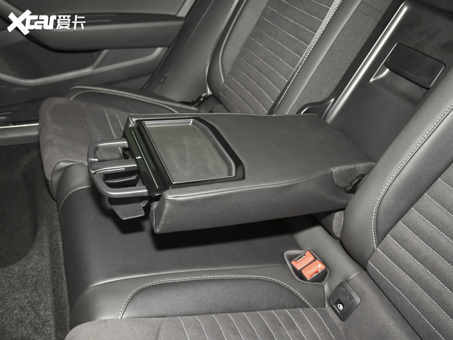 2021~v 330TSI DSG 30o(j)